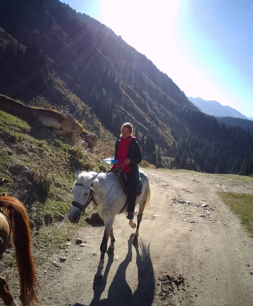 horse riding tours Karakol