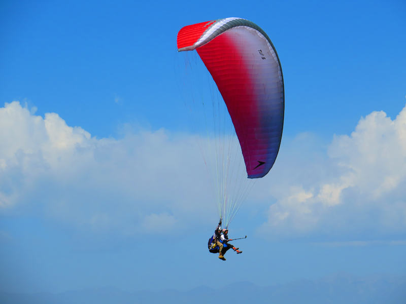 Karakol paragliding